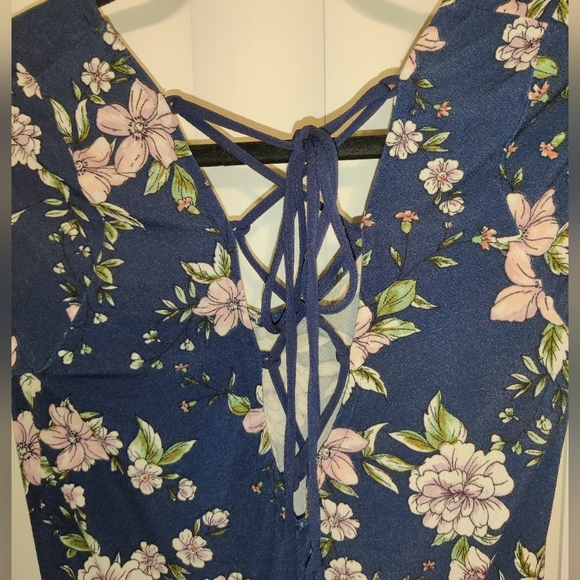 Aeropostale Navy Blue Floral Mini Dress Size Medium - Picture 3 of 4